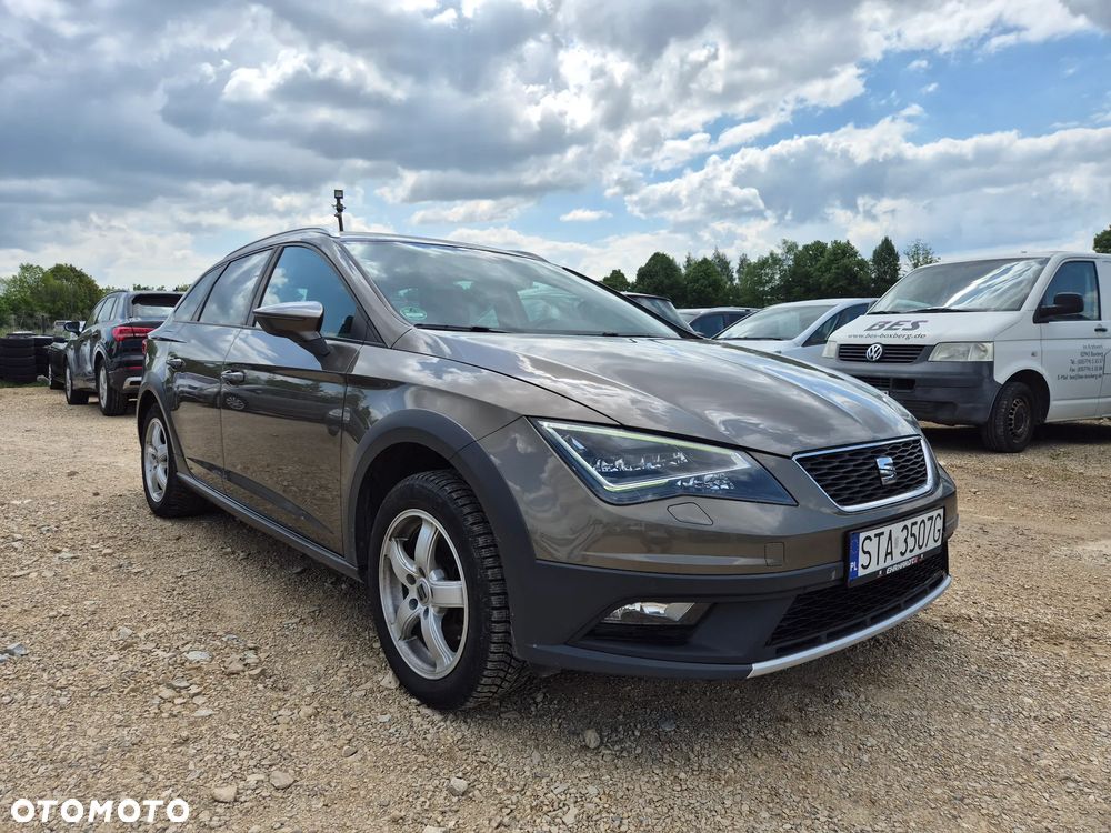 Seat Leon Sportstourer 2.0 TDI Start&Stop 4Drive X-Perience - 2