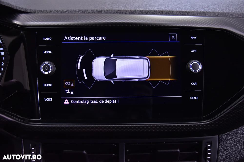 Volkswagen T-Cross - 18