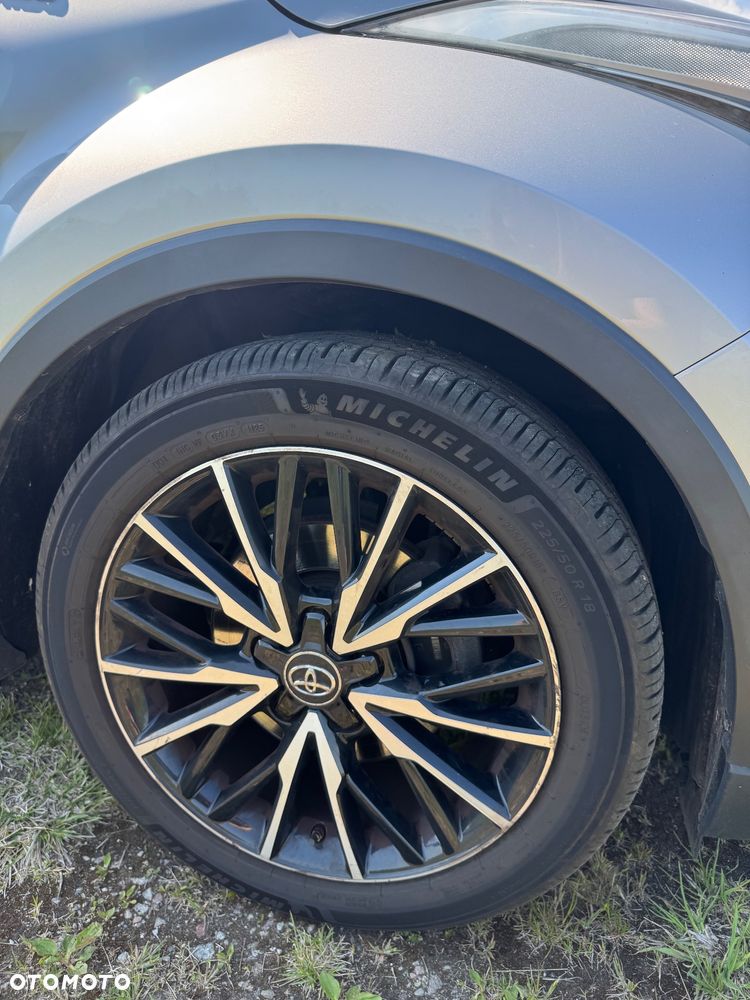 Toyota C-HR - 18