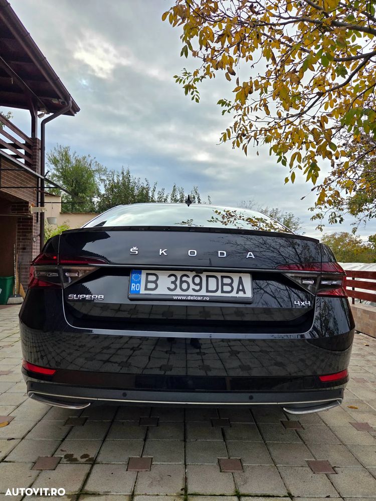 Skoda Superb 2.0 TDI DSG 4X4 Sportline - 6