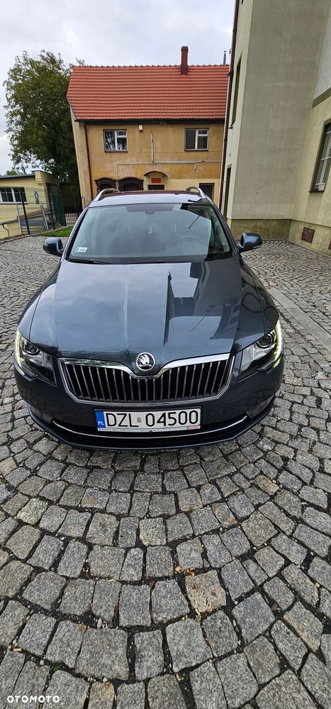 Skoda Superb 2.0 TDI Elegance - 3