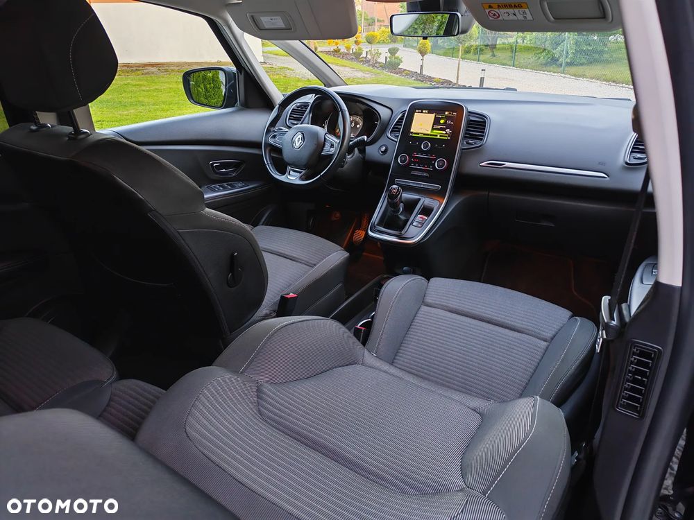 Renault Scenic ENERGY TCe 115 S&S Bose Edition - 11