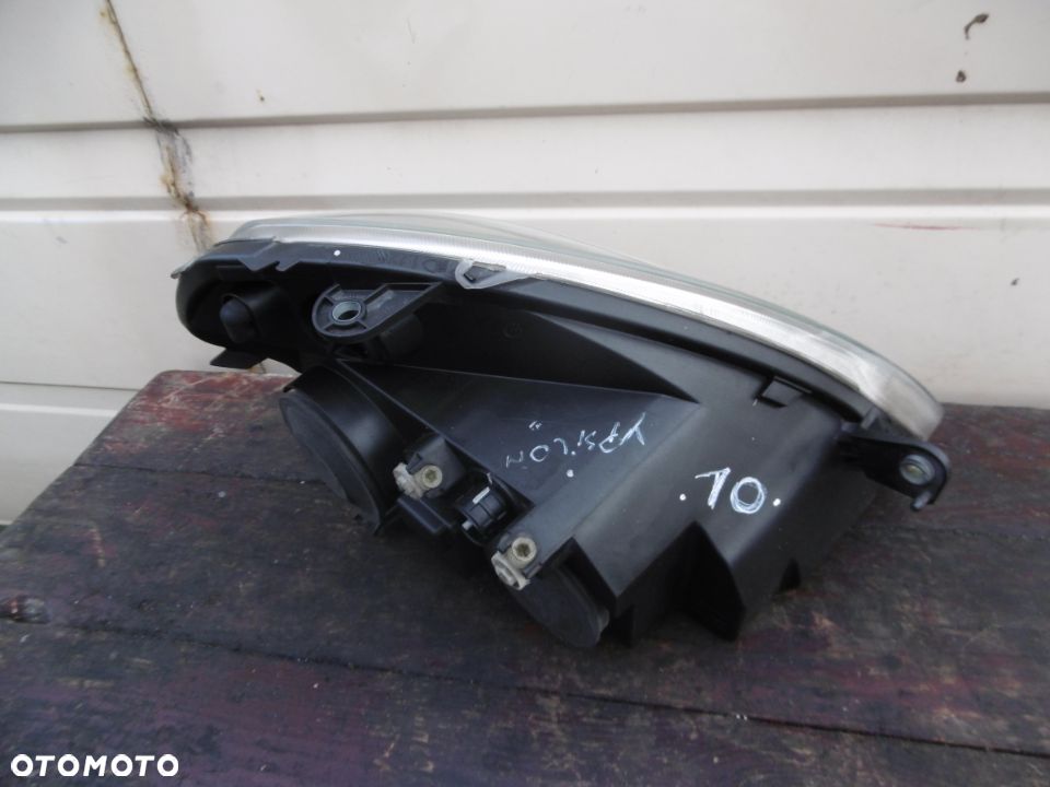 Lampa lewa Lancia YPSILON HELLA EUROPA - 2