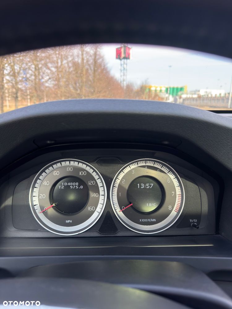 Volvo S60 2.5 T5 - 12