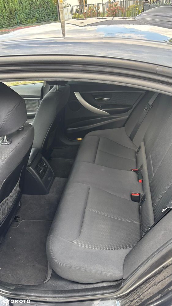 BMW Seria 3 328i - 11