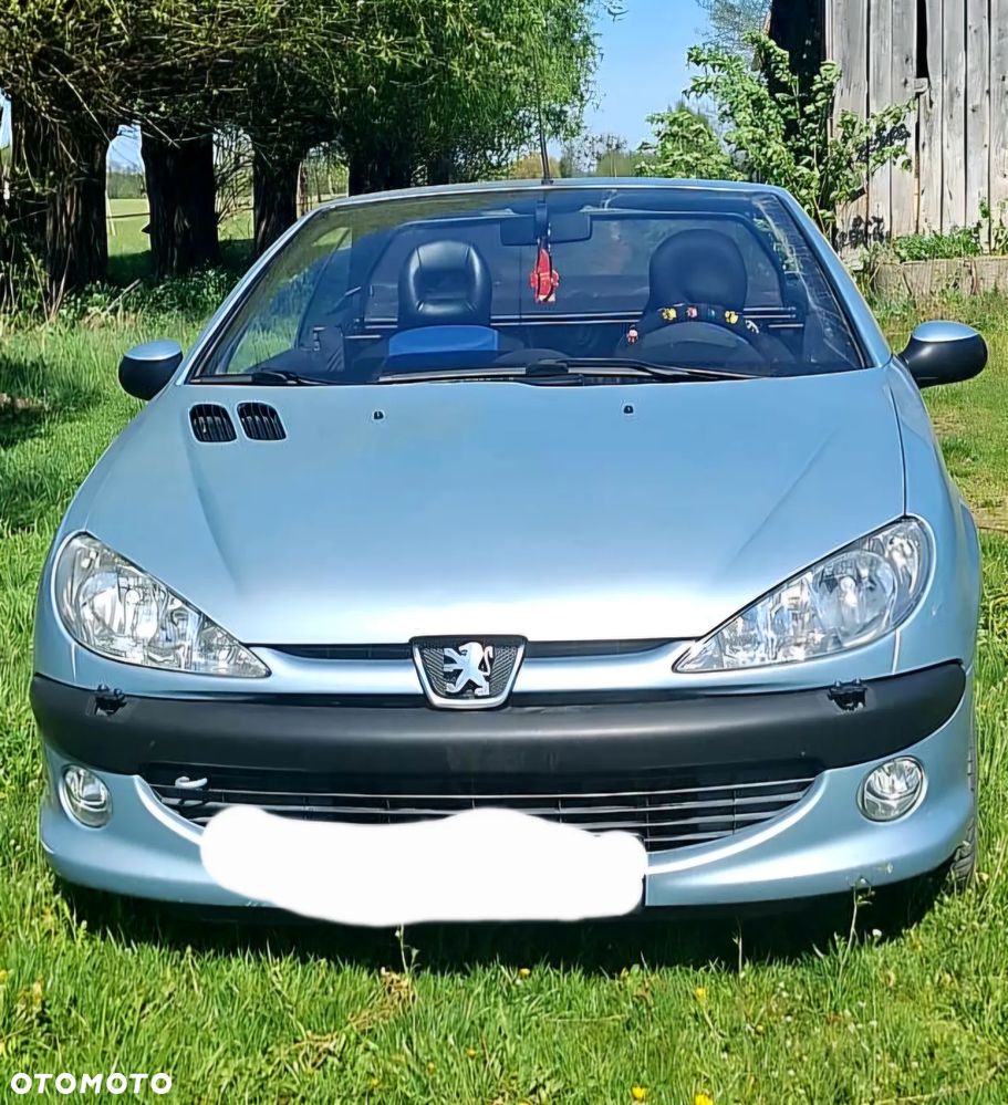 Peugeot 206 CC - 2