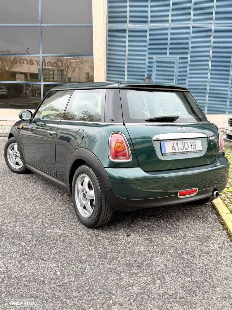 MINI 3 Portas One D - 6