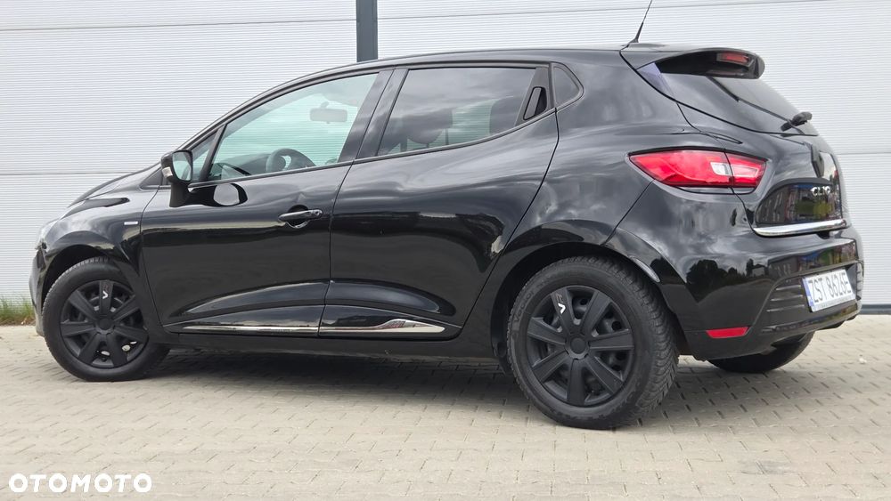 Renault Clio 1.2 16V Limited - 8
