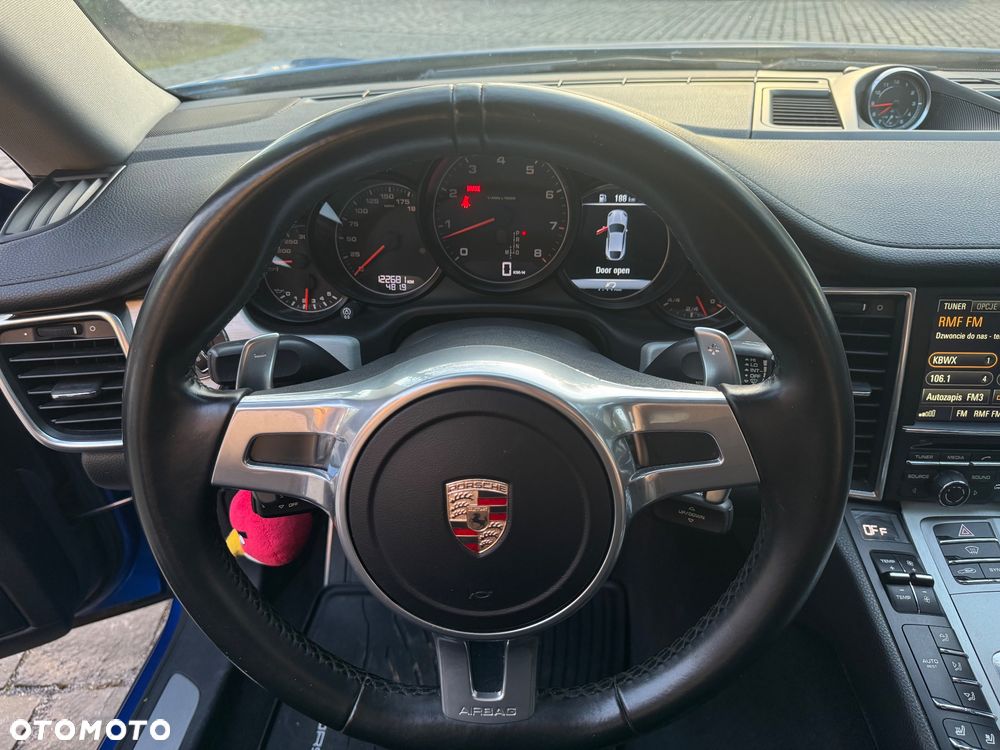 Porsche Panamera PDK - 18