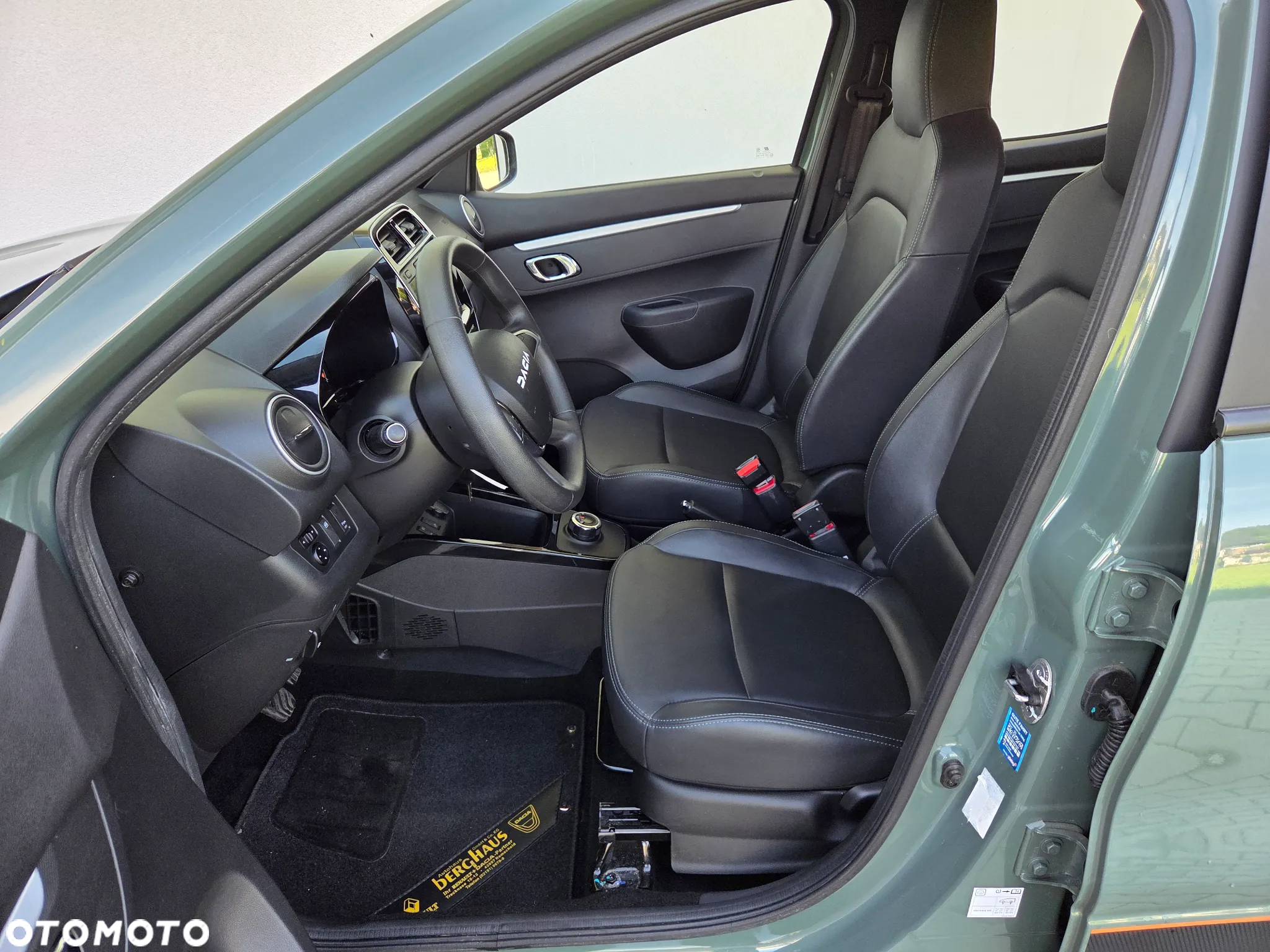Dacia Spring - 8