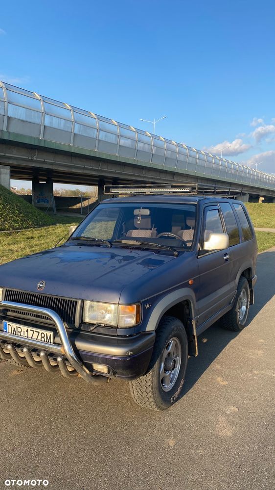 Opel Monterey 3.2 RS - 18