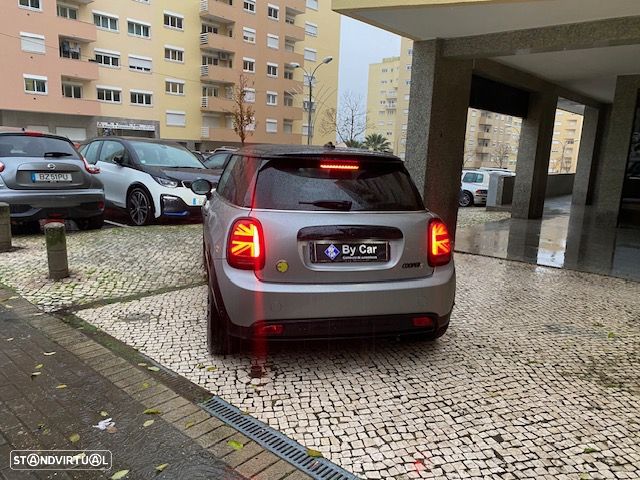 MINI 3 Portas Cooper SE - 9