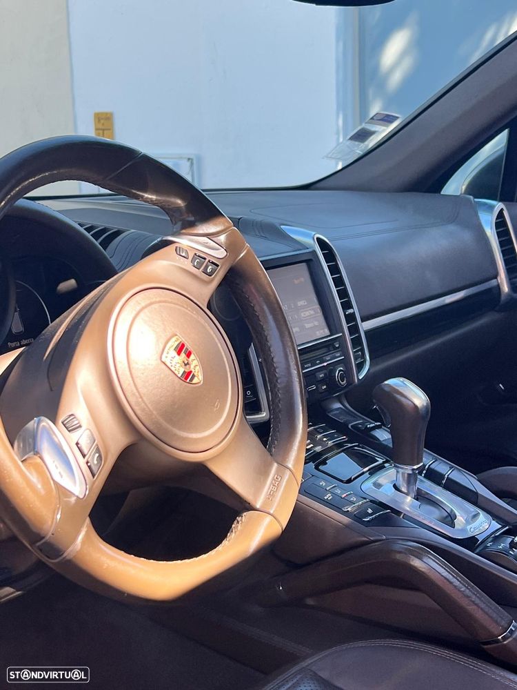Porsche Cayenne Diesel Tiptronic S - 20