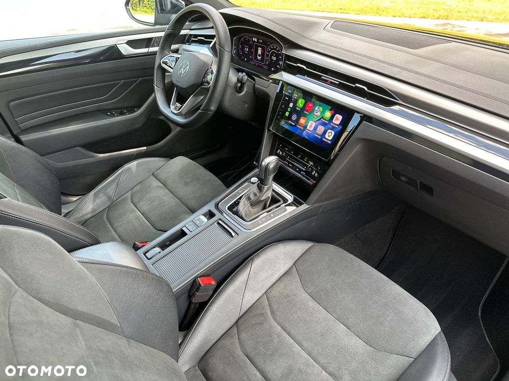 Volkswagen Arteon 2.0 TDI SCR R-Line DSG - 18