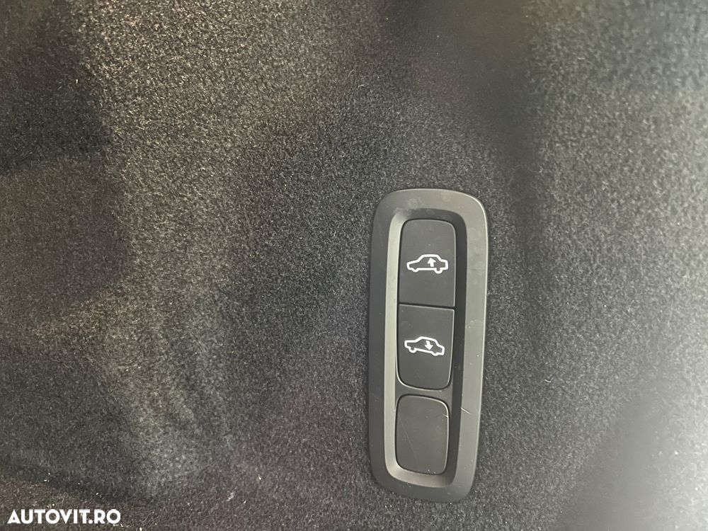 Volvo XC 60 B5 D AWD Geartronic RDesign - 21