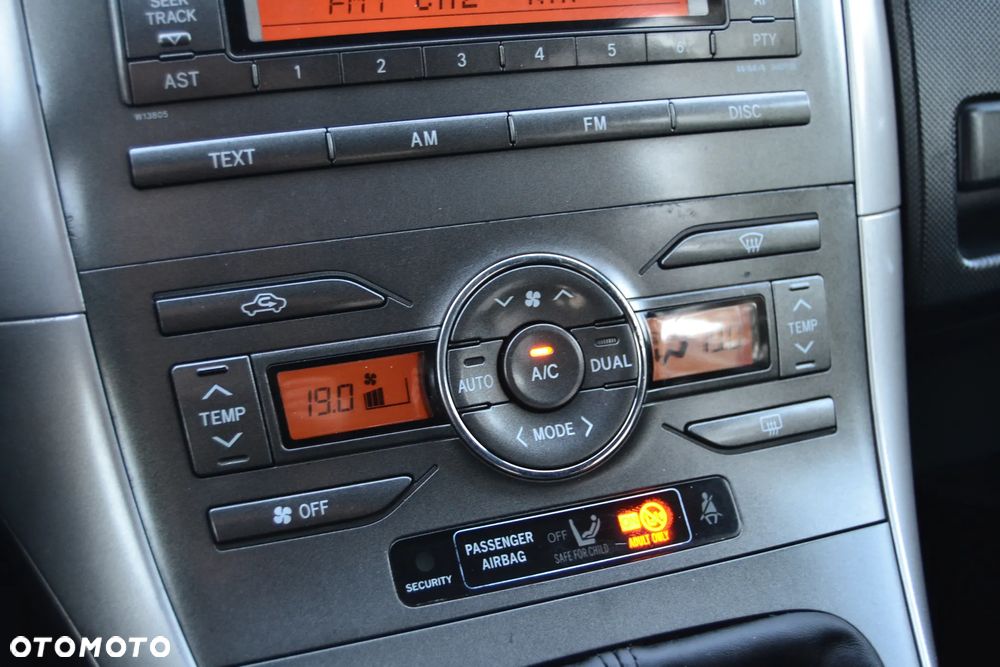Toyota Auris 2.0 D-4D Sol - 37