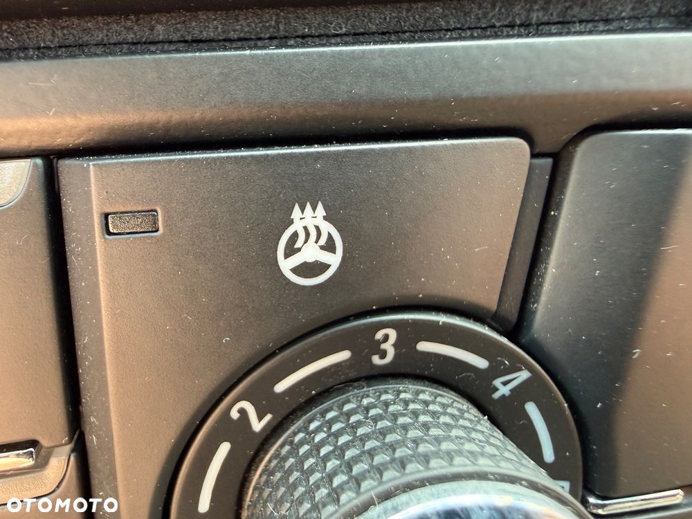 Opel Astra 1.7 CDTI DPF 150 Jahre - 32