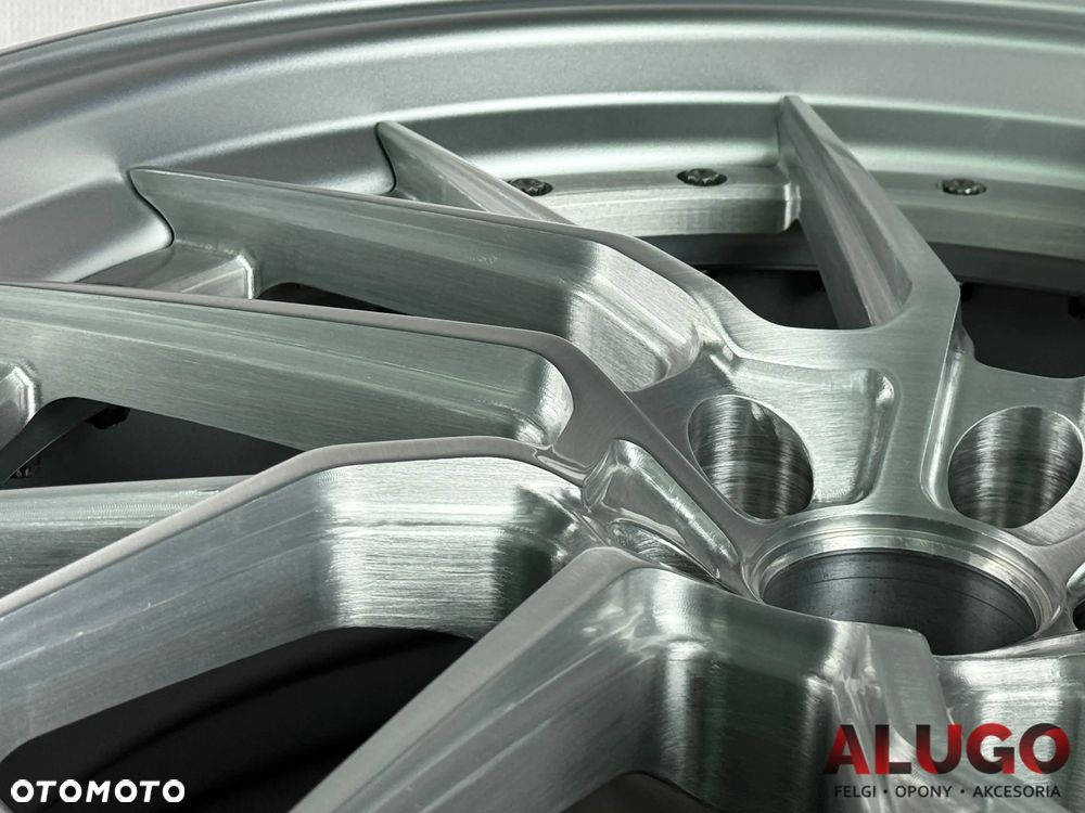 Felgi Kute Custom 23 Cale 2TLG Rant Corvette McLaren Dodge RR Bentley - 9