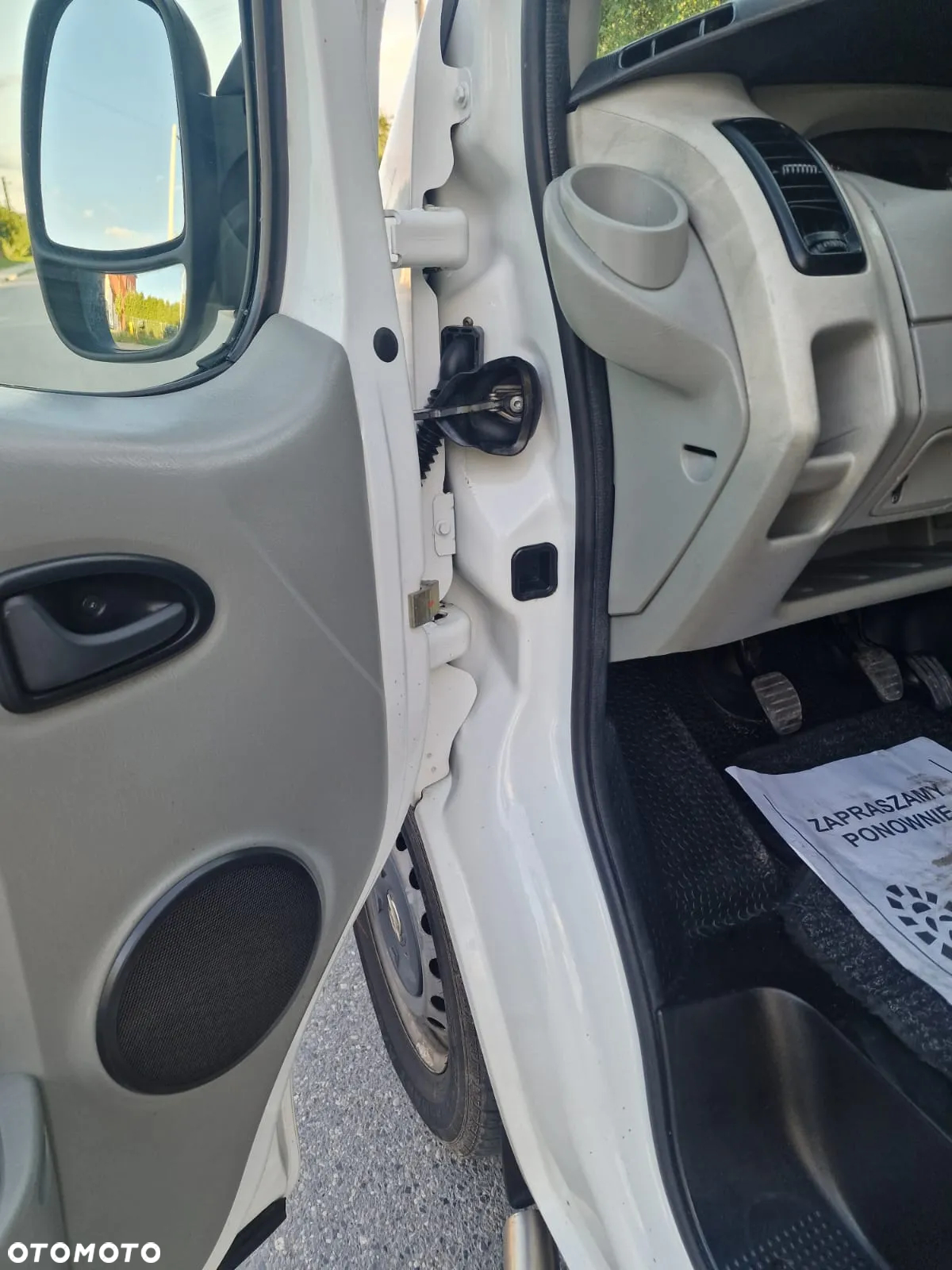 Opel VIVARO - 11