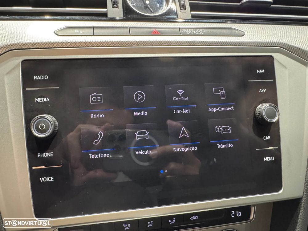 VW Passat 2.0 TDI Elegance DSG - 29