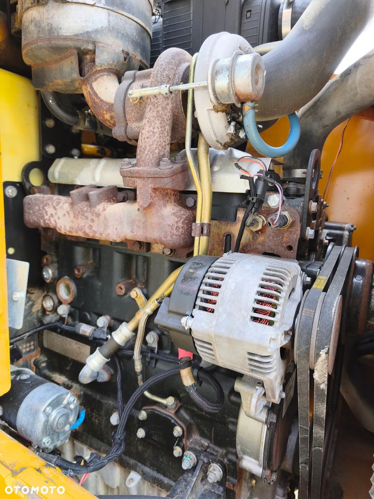 Caterpillar 432E - 6