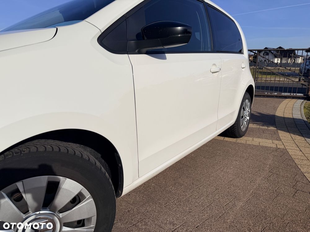 Volkswagen up! 1.0 move - 17