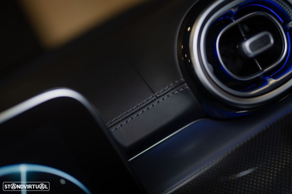 Mercedes-Benz C 300 e AMG Line - 56