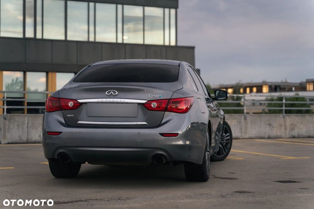 Infiniti Q50 - 10