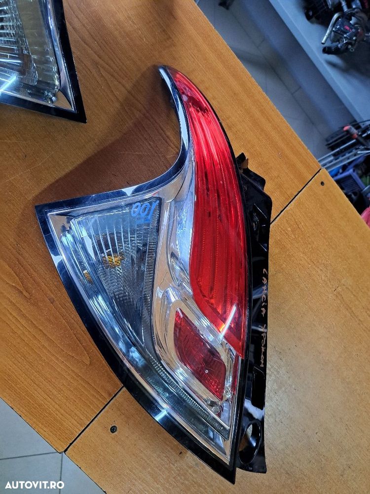 Stopuri  Lancia Ypsilon 2014 - 3