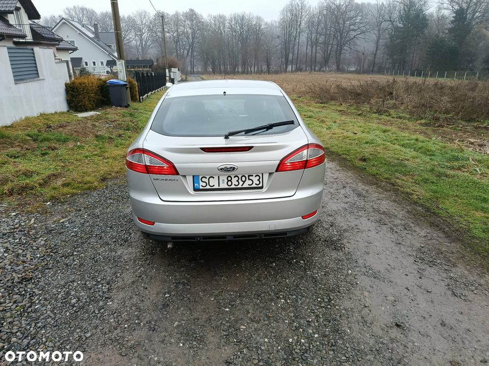Ford Mondeo - 4