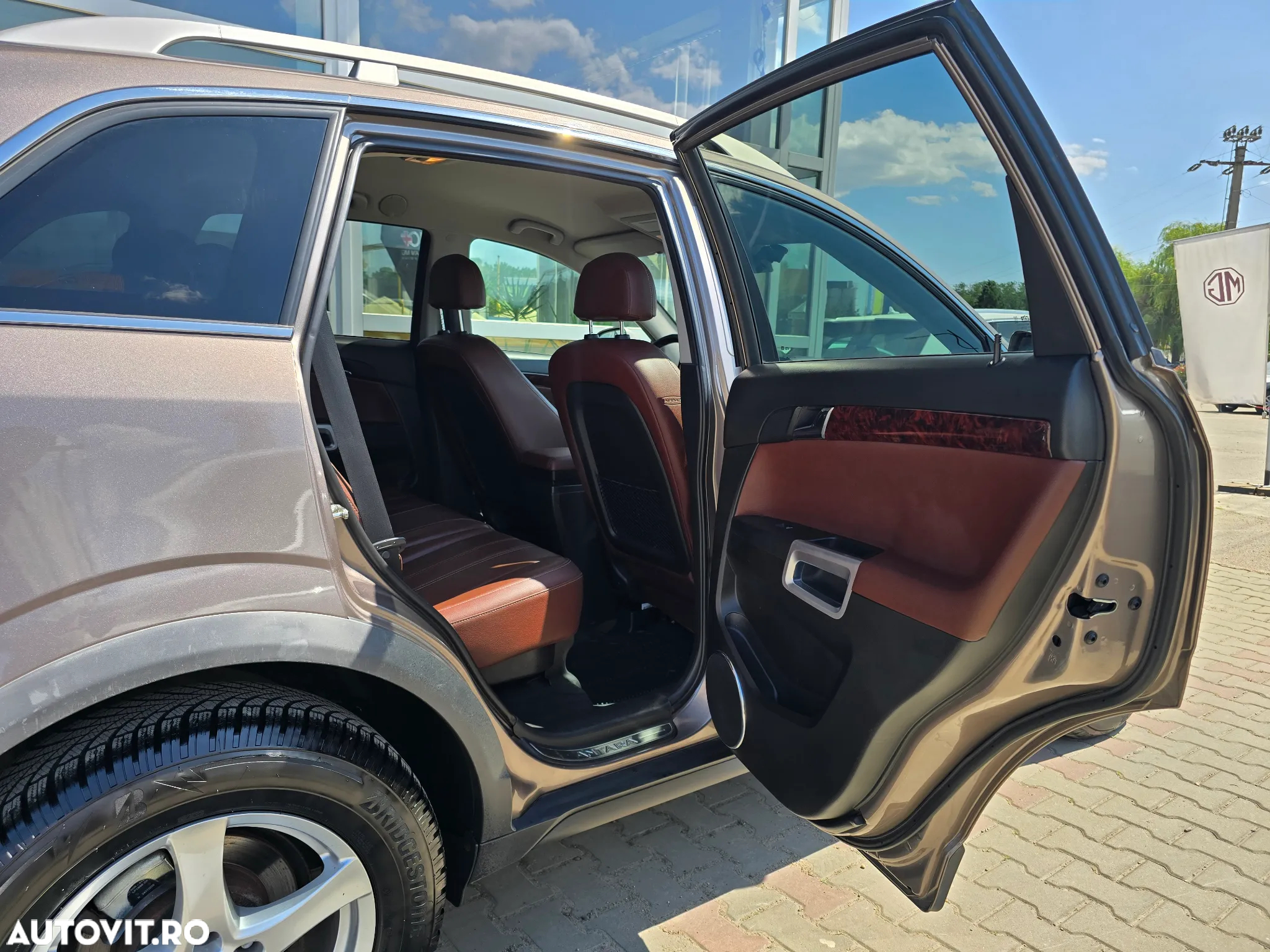 Opel Antara 2.4 ECOTEC AWD Cosmo - 11