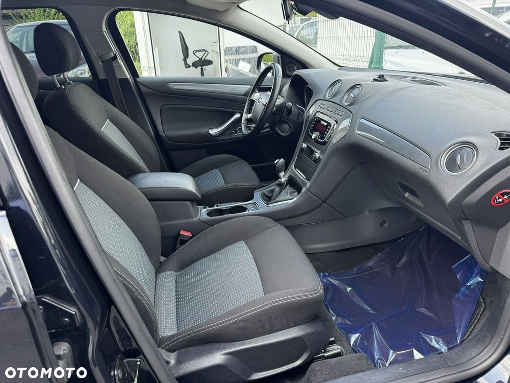 Ford Mondeo 1.6 Eco Boost Trend - 12