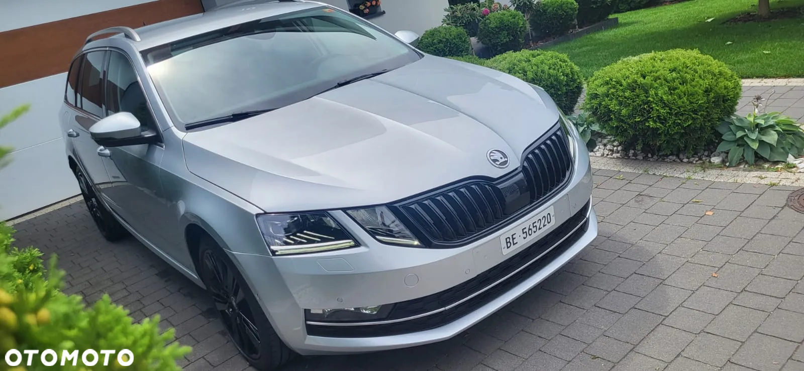 Skoda Octavia 1.8 TSI Edition DSG - 2