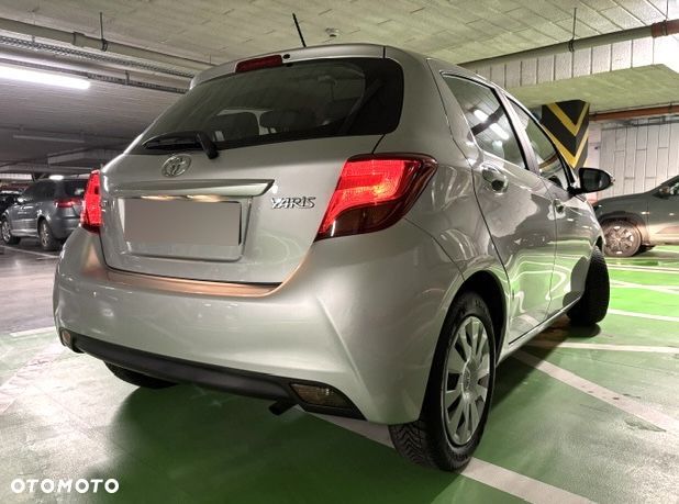 Toyota Yaris - 4