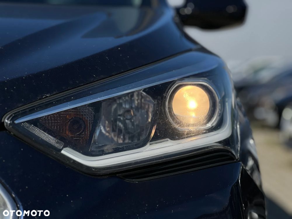Hyundai Santa Fe - 12