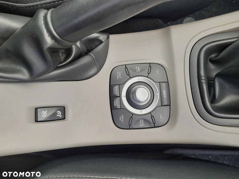 Renault Megane 1.6 16V 100 TomTom Edition - 16