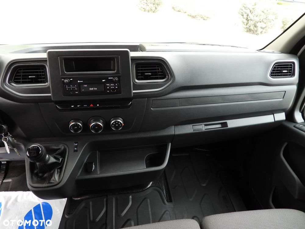 Renault MASTER  PLANDEKA 10 PALET WEBASTO TEMPOMAT LEDY PNEUMATYKA KLIMATYZACJA  165KM - 31