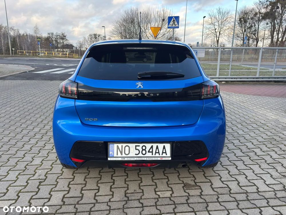Peugeot 208 - 4
