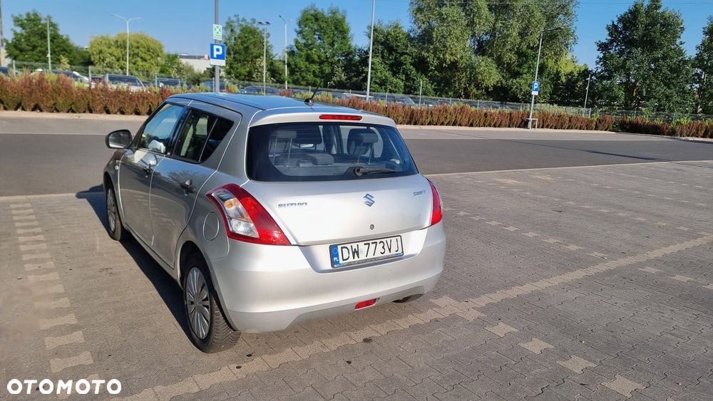 Suzuki Swift 1.2 Club - 3