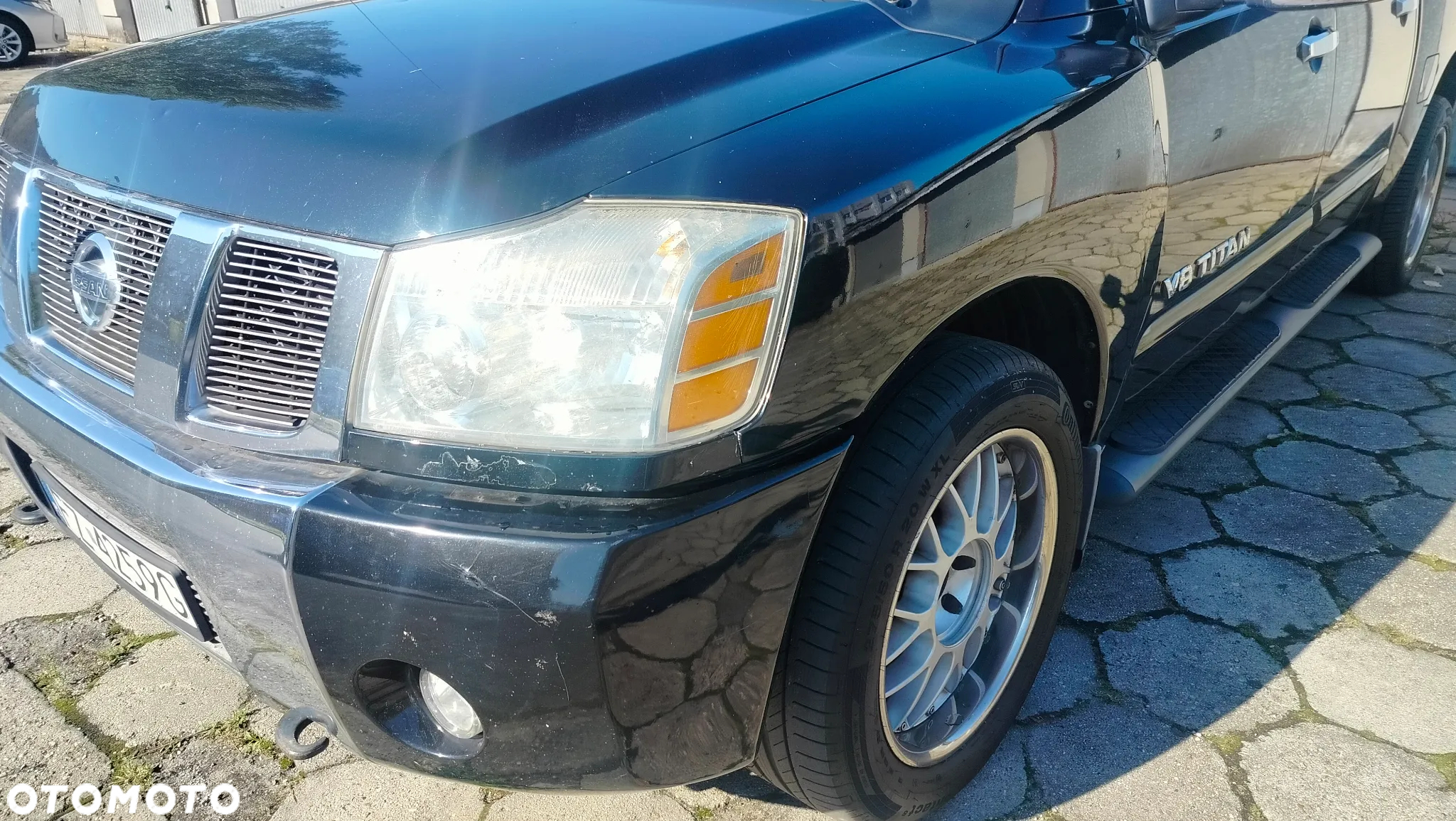 Nissan Titan 5.6 V8 LE Crew Cab - 8