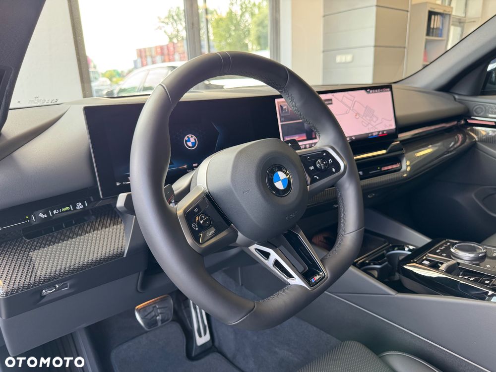 BMW Seria 5 520d xDrive - 15