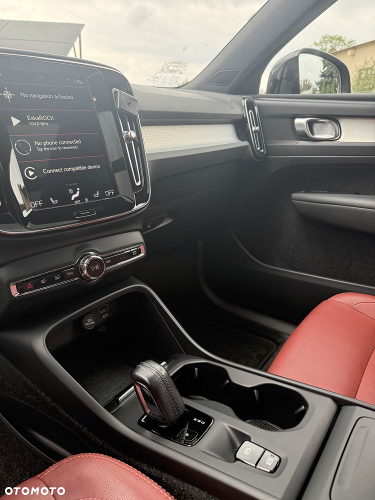 Volvo XC 40 T5 AWD Geartronic Momentum - 9