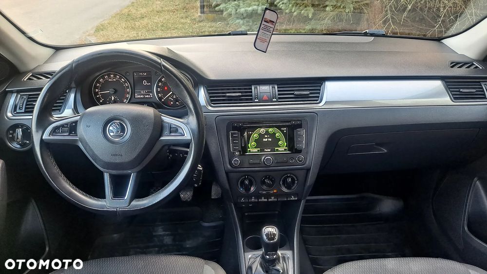 Skoda RAPID 1.6 TDI Edition - 24