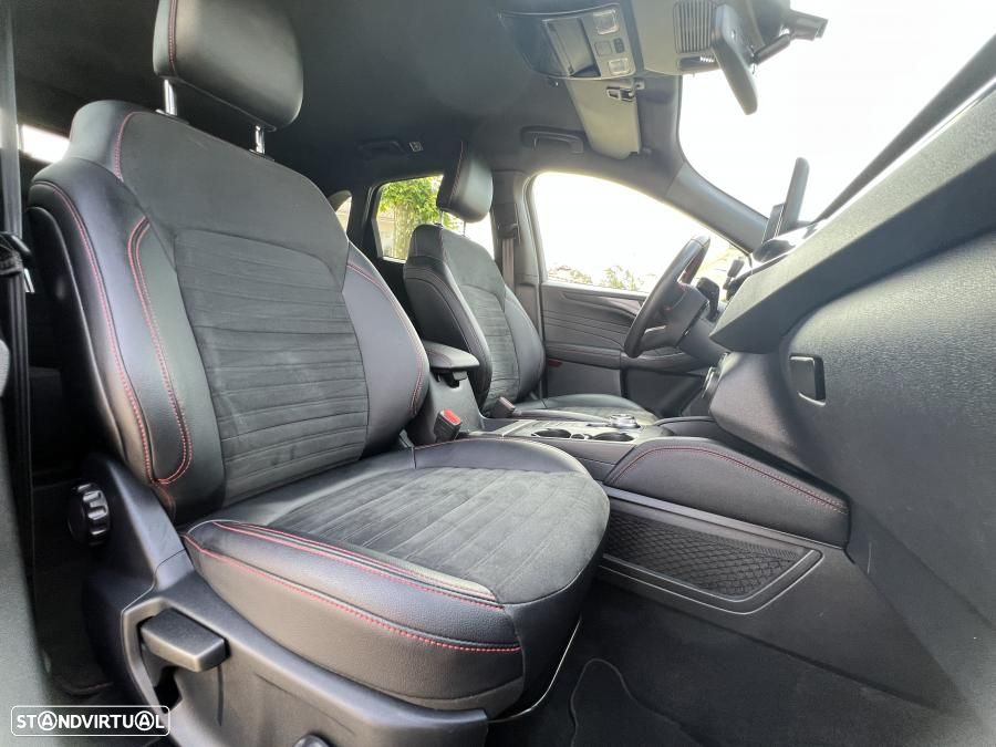 Ford Kuga 2.5 PHEV ST-Line X - 27