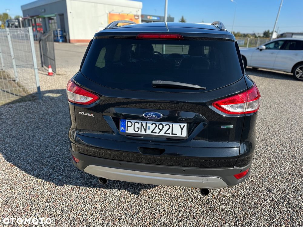 Ford Kuga 1.5 EcoBoost FWD Titanium - 4