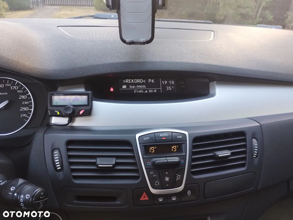 Renault Laguna 2.0 DCi FAP Expression - 7