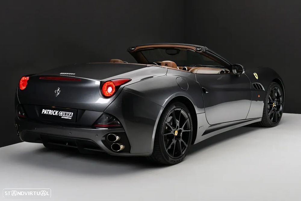 Ferrari California - 5