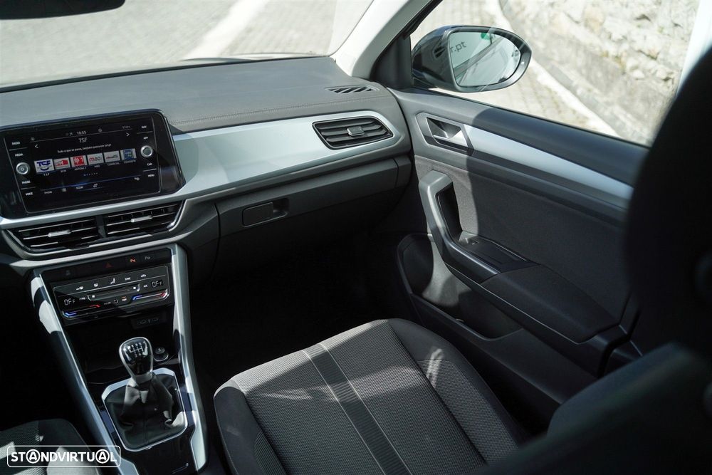 VW T-Roc 1.0 TSI Life - 27
