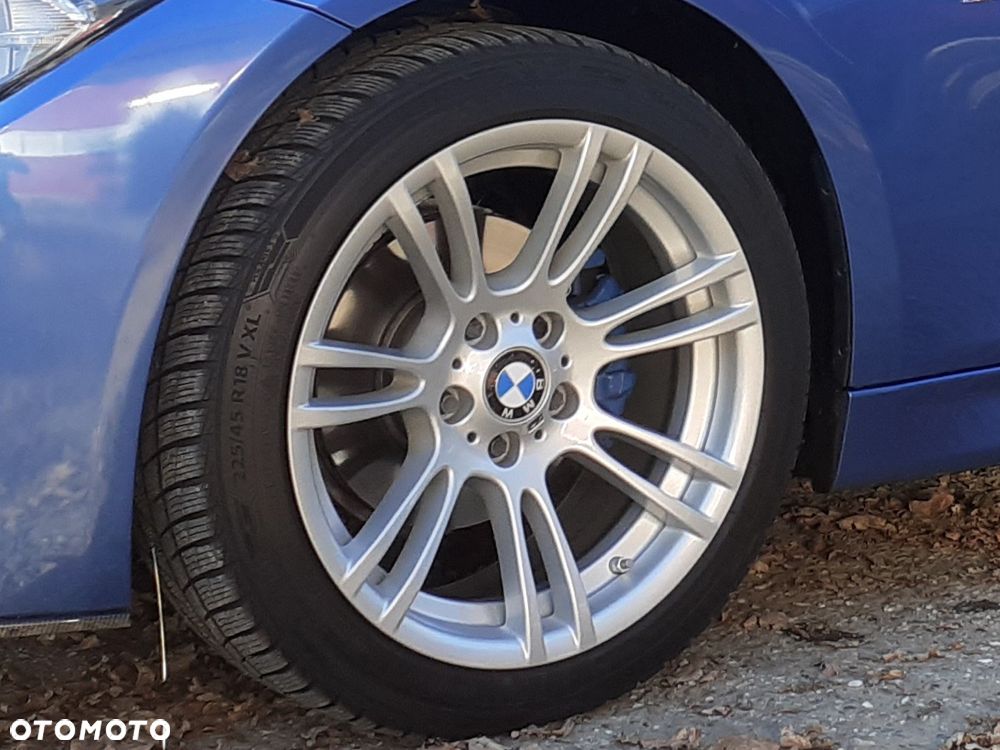 BMW Seria 3 320i xDrive M Sport - 16