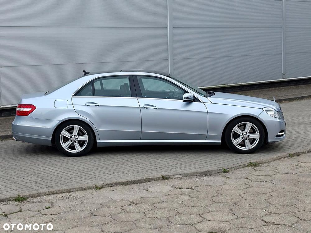 Mercedes-Benz Klasa E 300 BlueTEC HYBRID Avantgarde - 6
